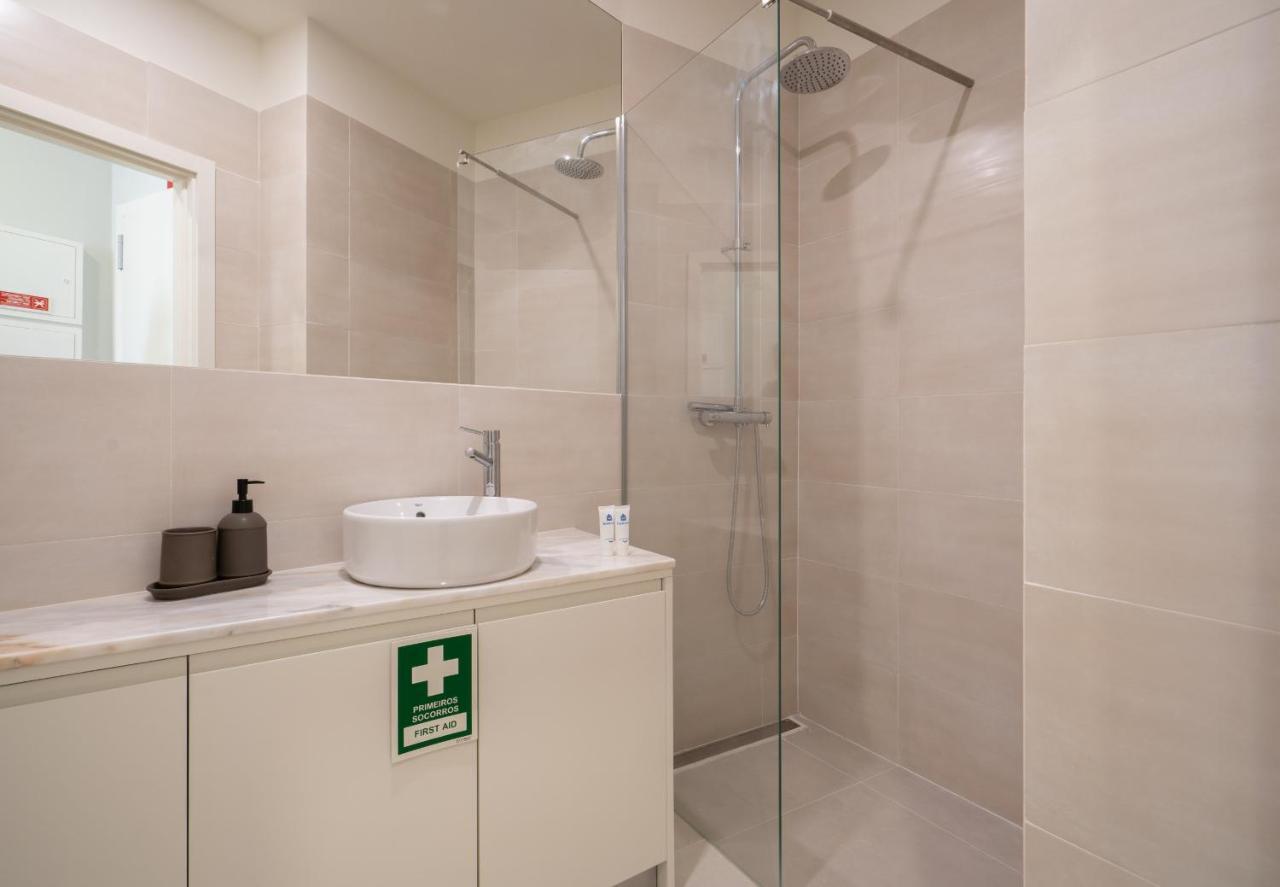 Host Wise - Enchanting Design Flat - Premium Location Порто Екстериор снимка