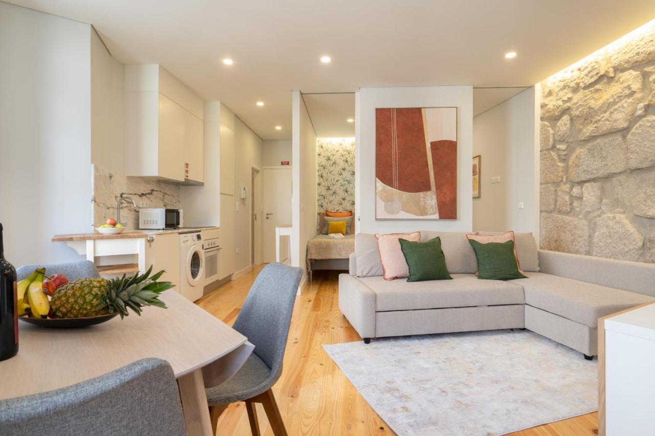 Host Wise - Enchanting Design Flat - Premium Location Порто Екстериор снимка
